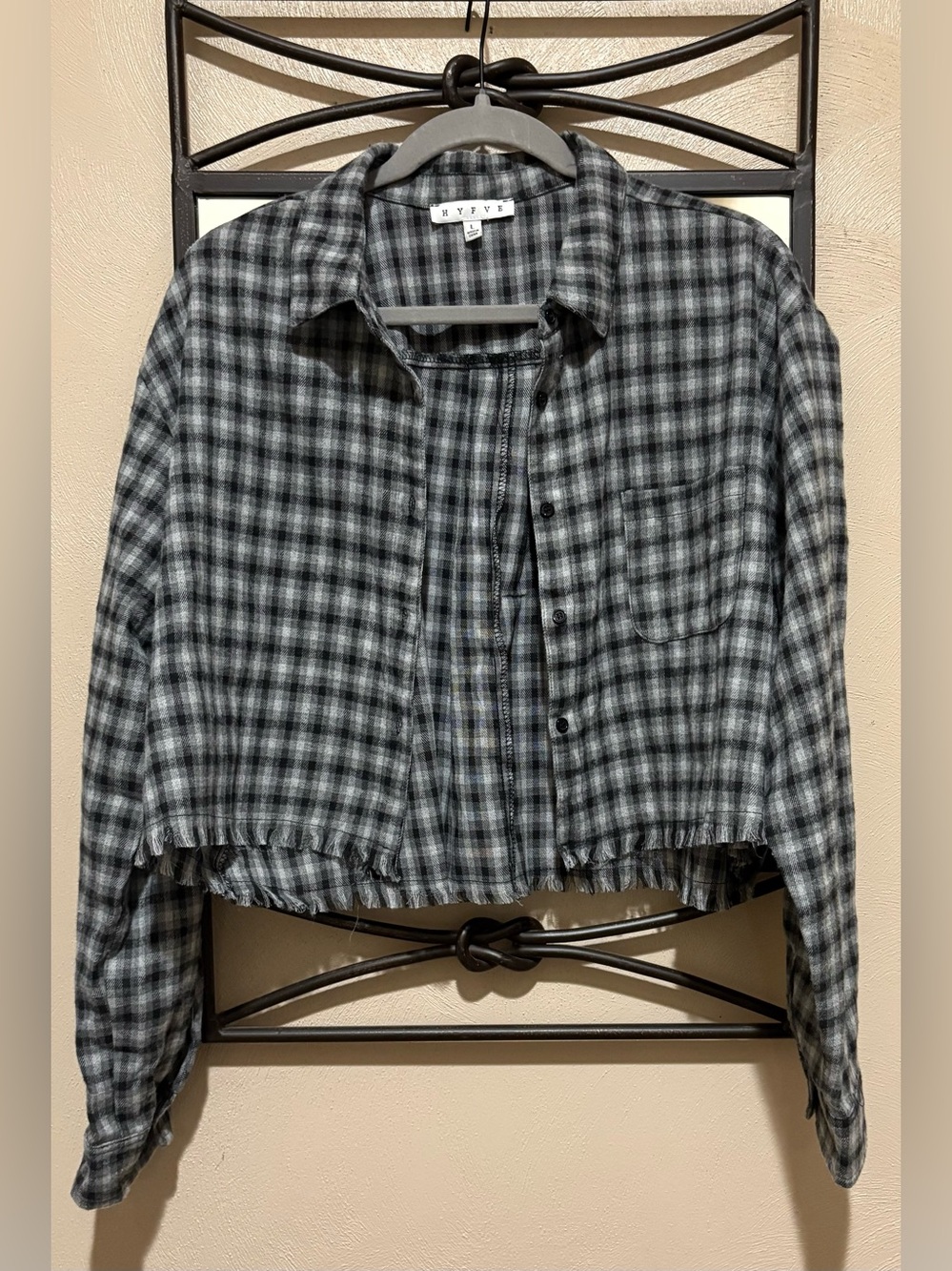 HYFVE Black and Gray Plaid Cropped Button-Down Shirt Size L